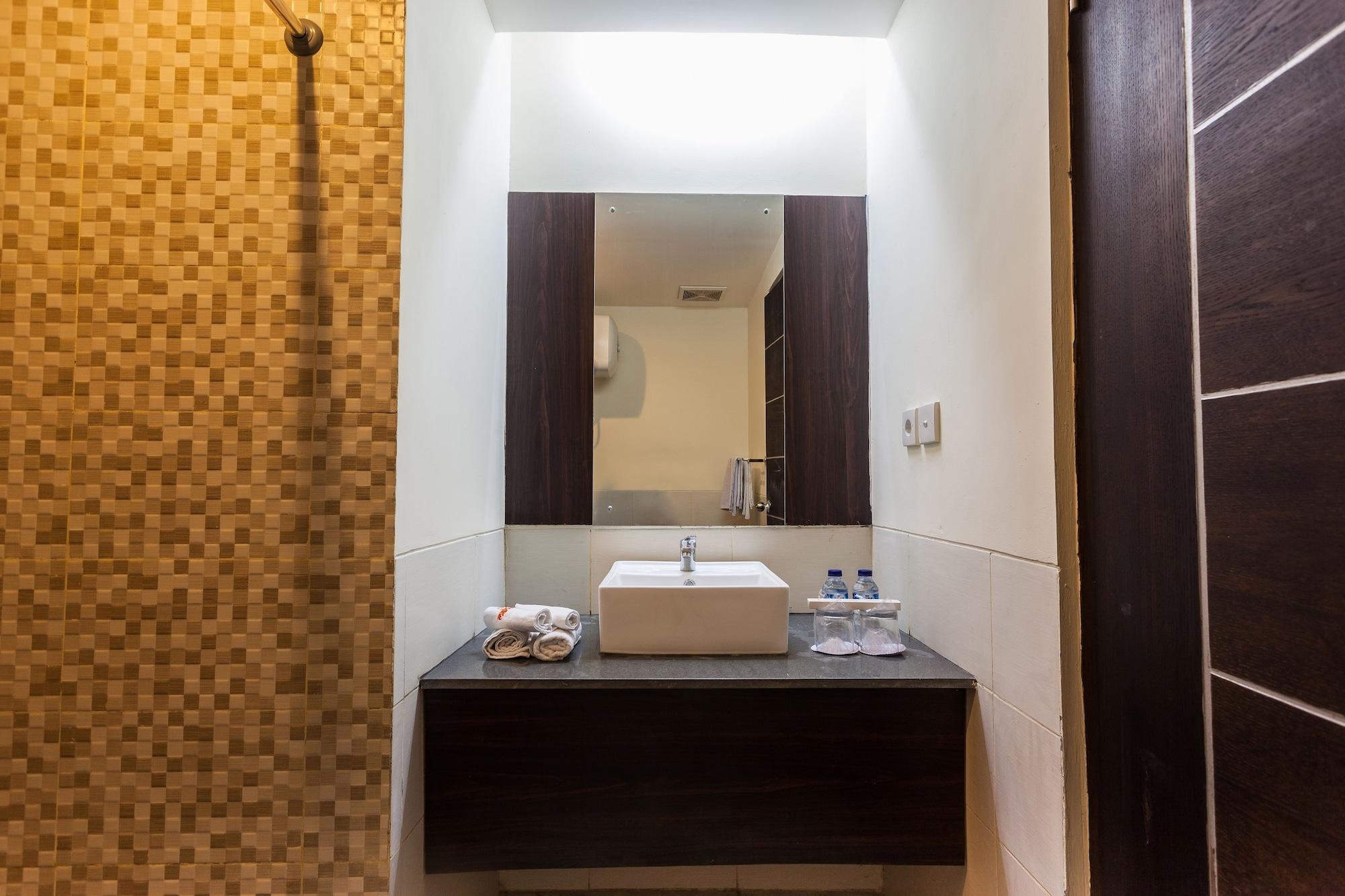 มาฮัตมา เรสซิเดนซ์ Hotel เดนปาซาร์ ภายนอก รูปภาพ
