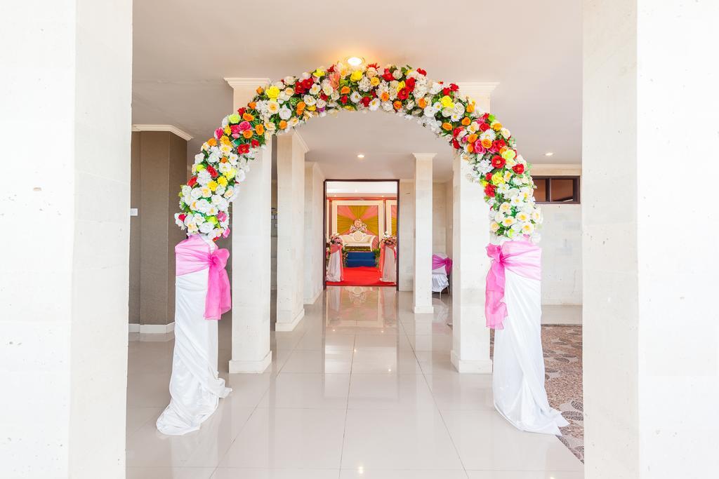 มาฮัตมา เรสซิเดนซ์ Hotel เดนปาซาร์ ภายนอก รูปภาพ