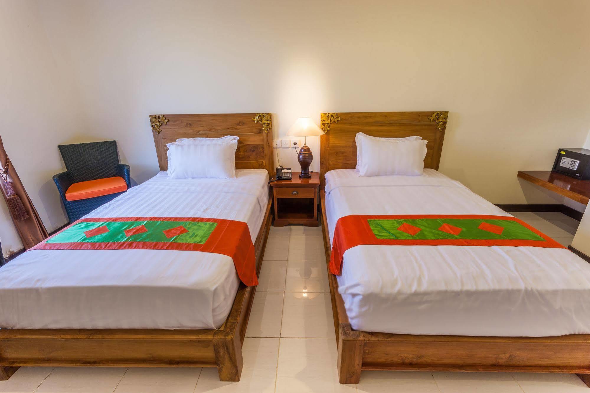 มาฮัตมา เรสซิเดนซ์ Hotel เดนปาซาร์ ภายนอก รูปภาพ